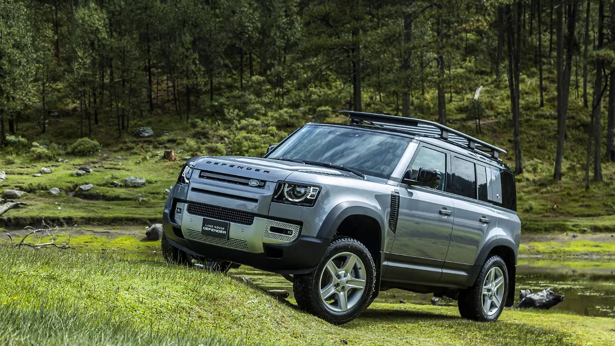 LAND_ROVER_093
