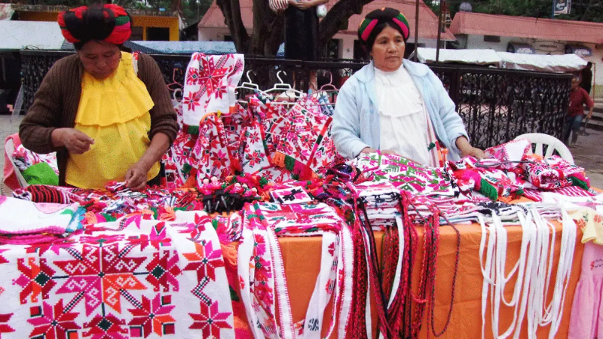 bordado Tének de SLP