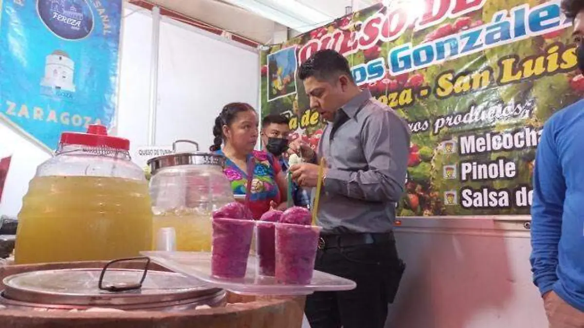 gober probando nieves