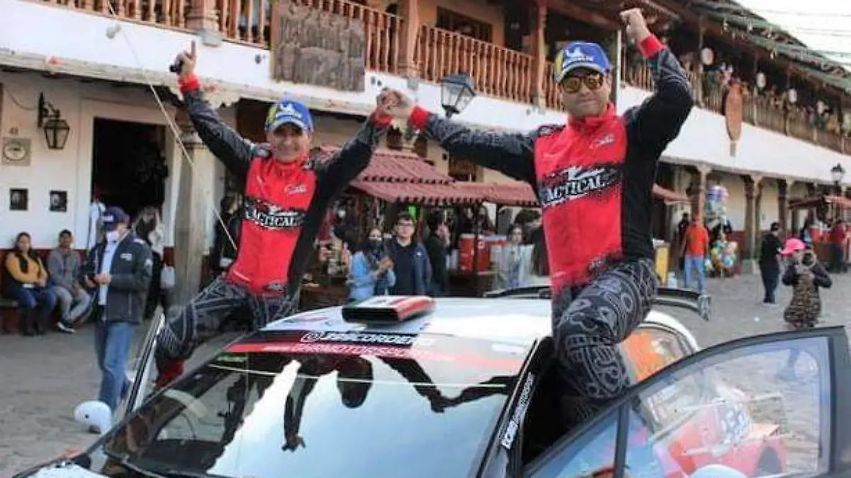 ricardo y campeones (4)