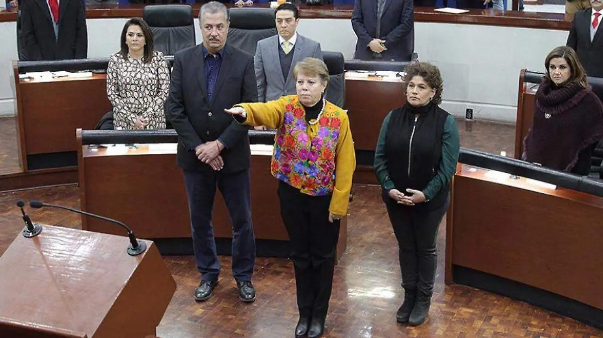 Rinde protesta Luz María Enriqueta como magistrada numeraria