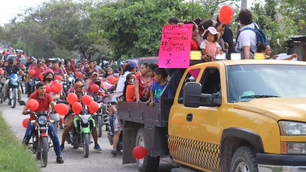 Multitudes recibieron al Tecmol en Ébano