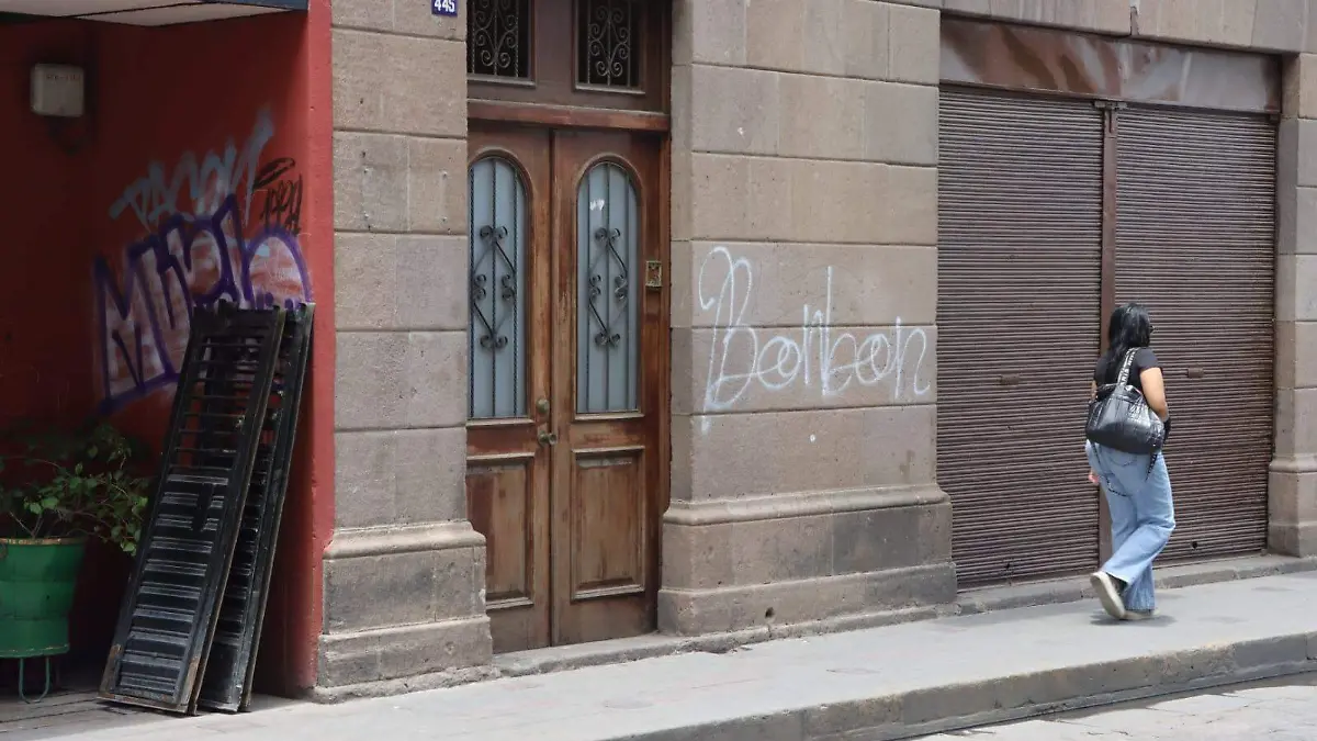 Grafiteros en Centro Hist CR (3)