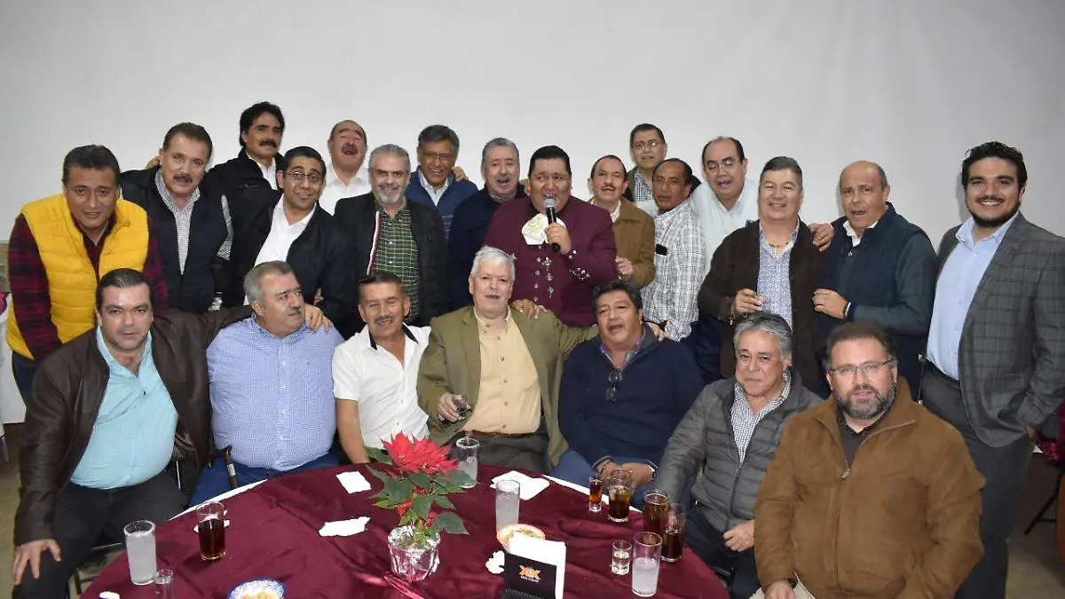 Amena reunión entre amigos 