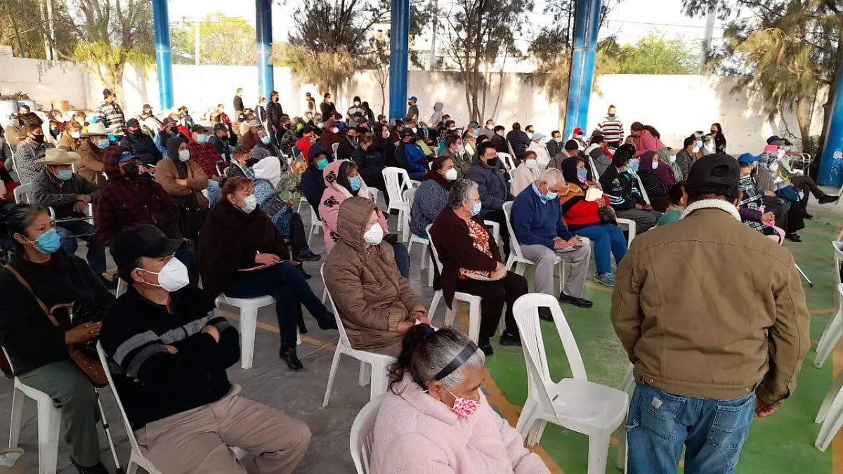 a la espera de la vacuna contra covid19