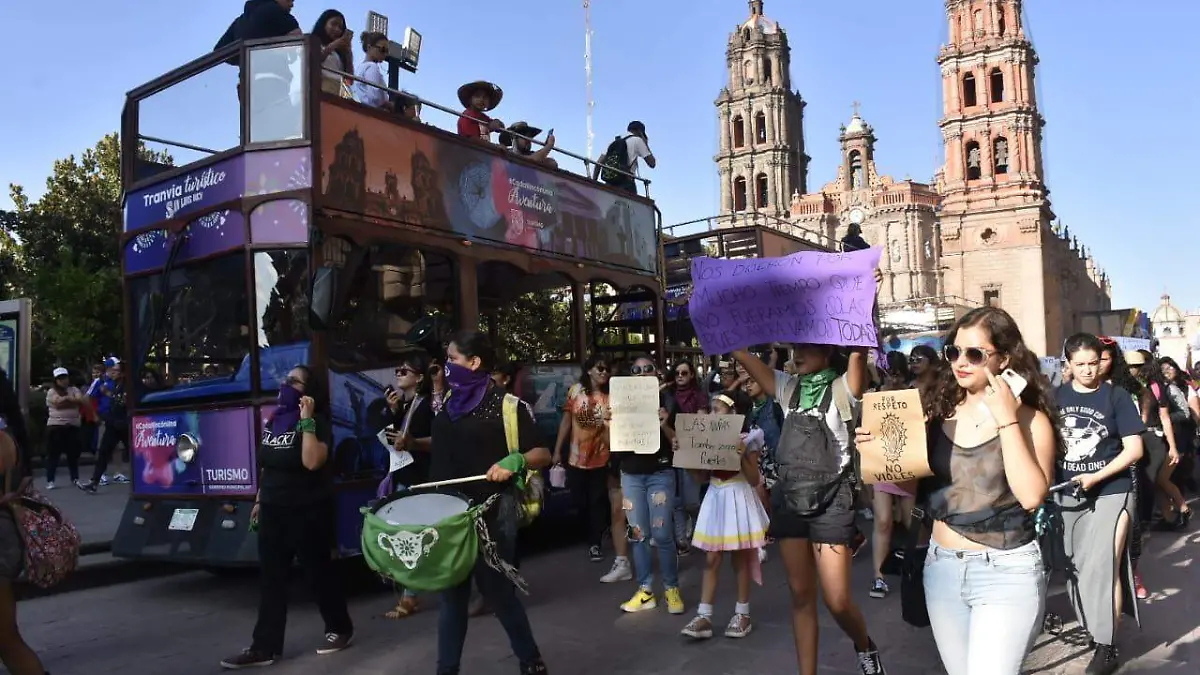 NoMeCuidanMeViolan Brillanteada feminista  7