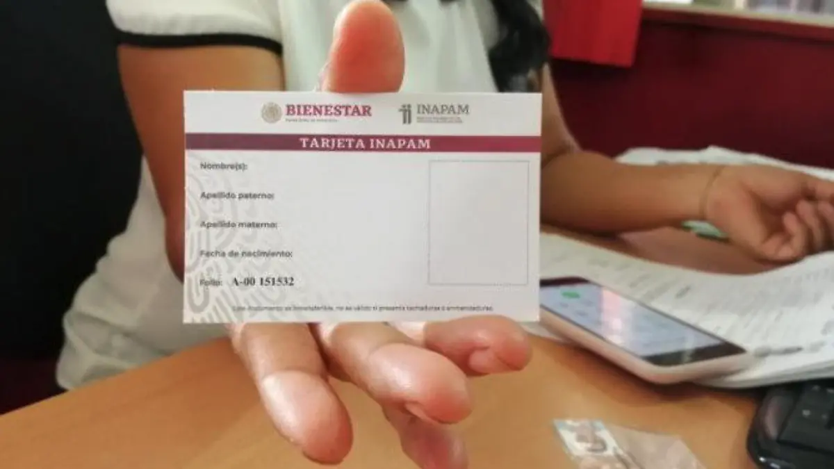 Credencial del INAPAM
