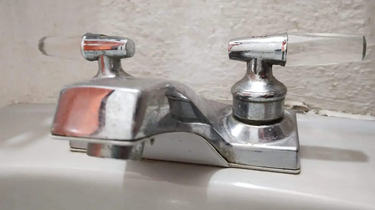 agua potable llave 3