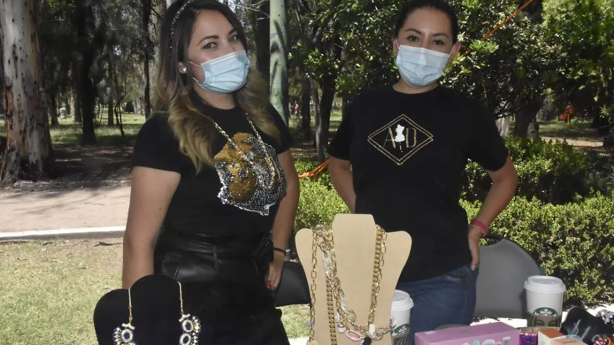Adriana Parra y Caro Moreno