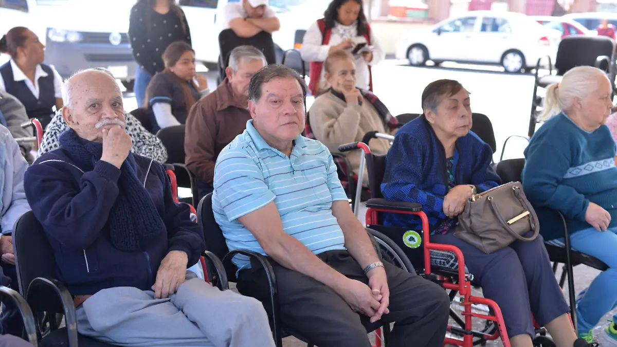 DSC_1238_asistentes