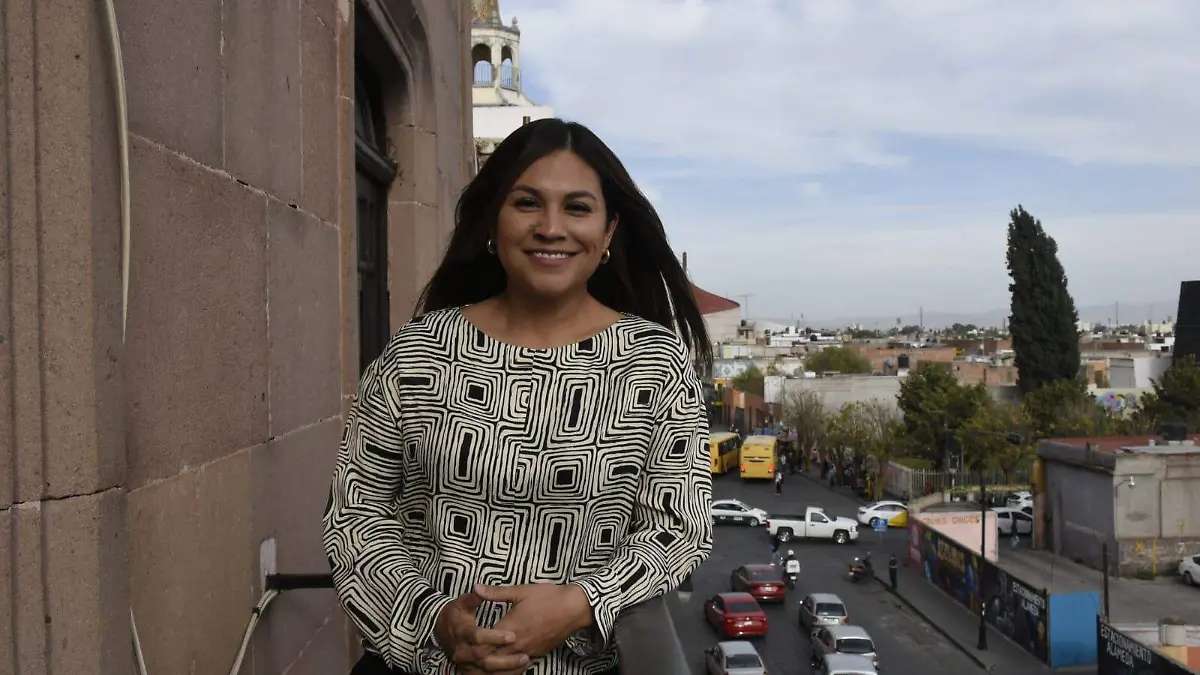  Diputada Cinthia Verónica Segovia Colunga (2)