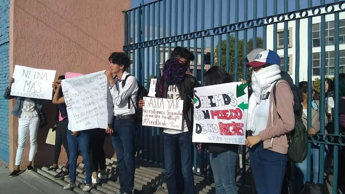 UASLP manifestación