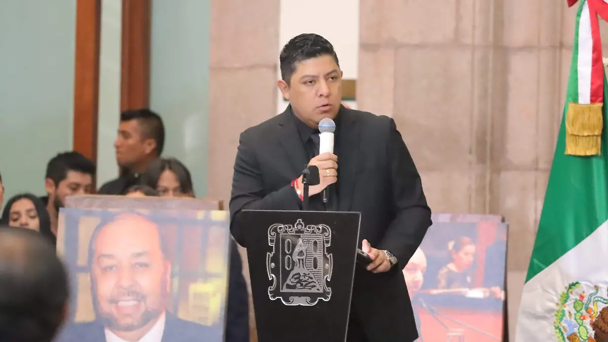 HOMENAJE DE CUERPO PRESENTE A TEÓFILO TORRES CORZO  (16)