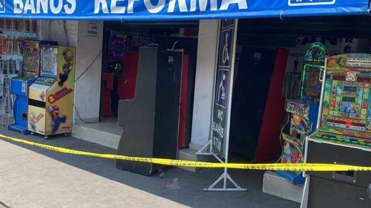 Ataque en baños