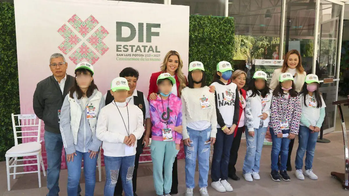 4acd6853-0351-4d23-8907-df226c55aecd