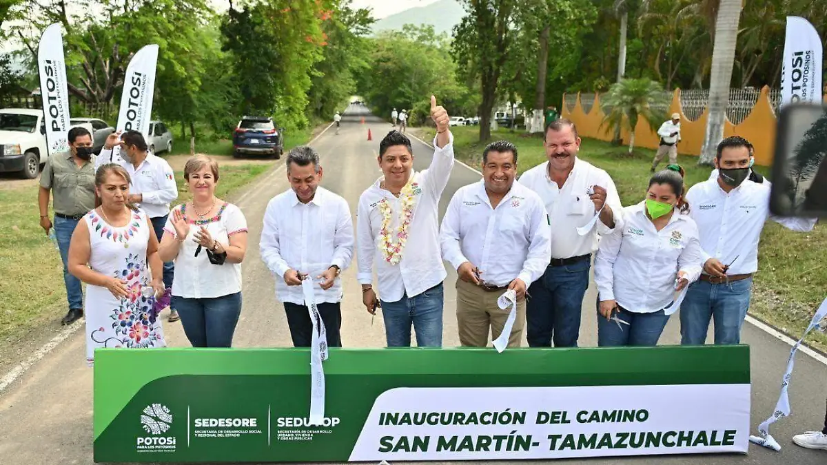 camino a habitantes de Tamazunchale 1