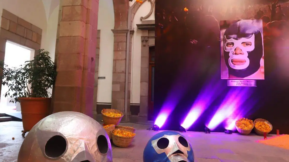 altar de luchadores ND (8)