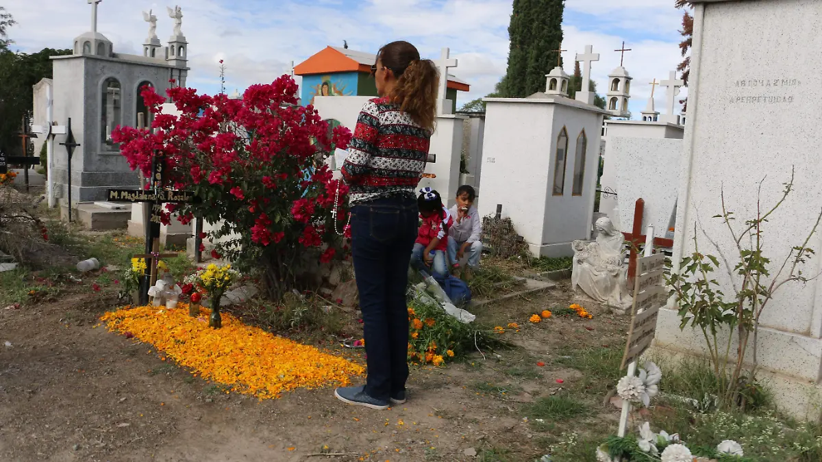 nota color dia de muertos en el saucito (16)