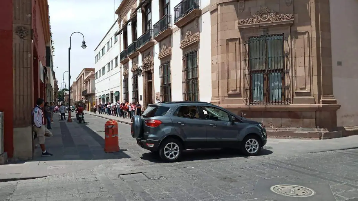 centro aglomerado de gente