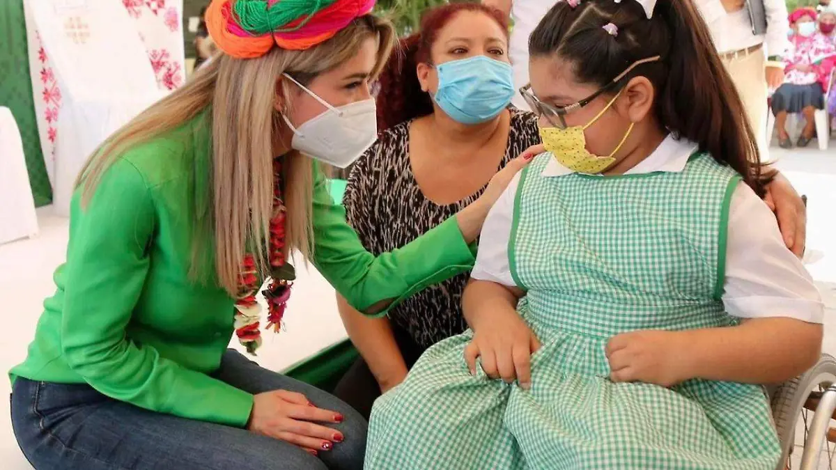 DIF Estatal fortalece salud de familias Huastecas