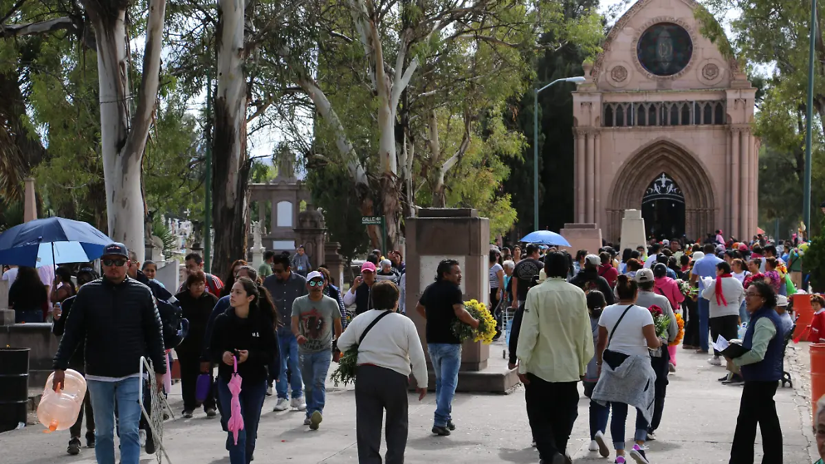 nota color dia de muertos en el saucito (6)