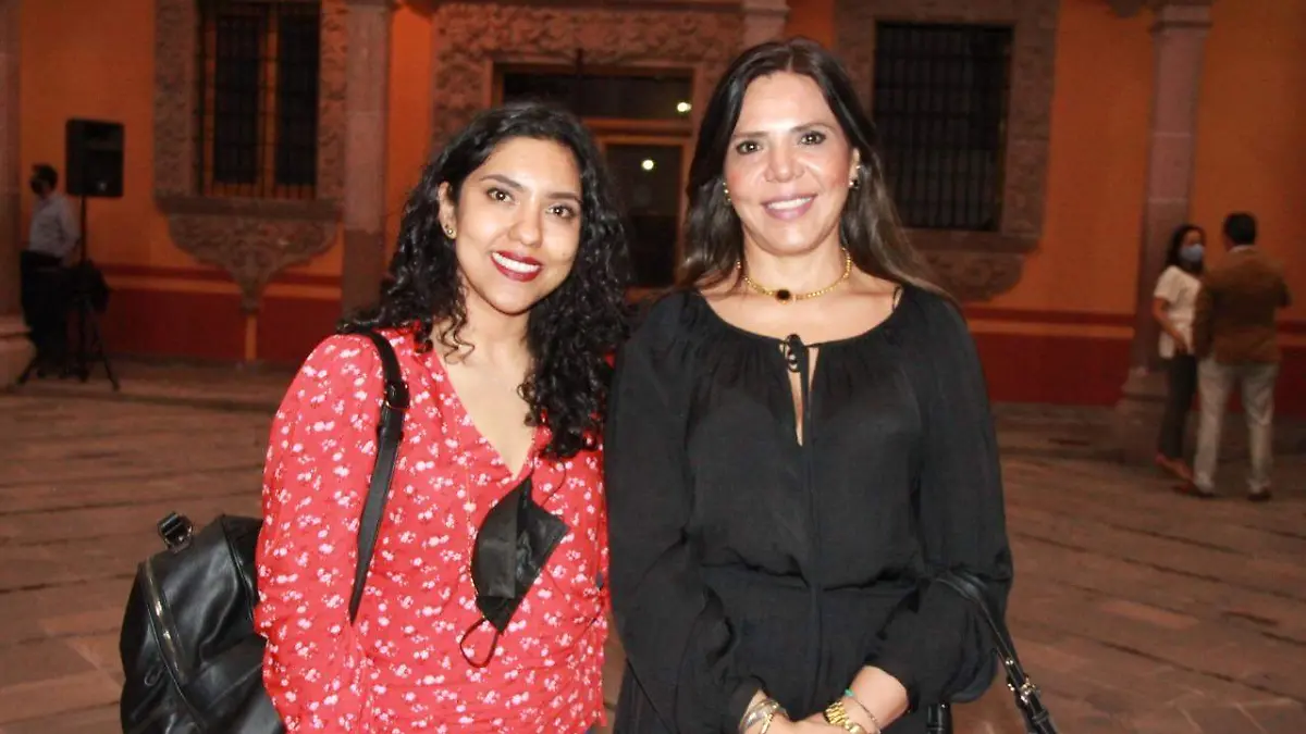 Potosinos visitan exposiciones de su interés