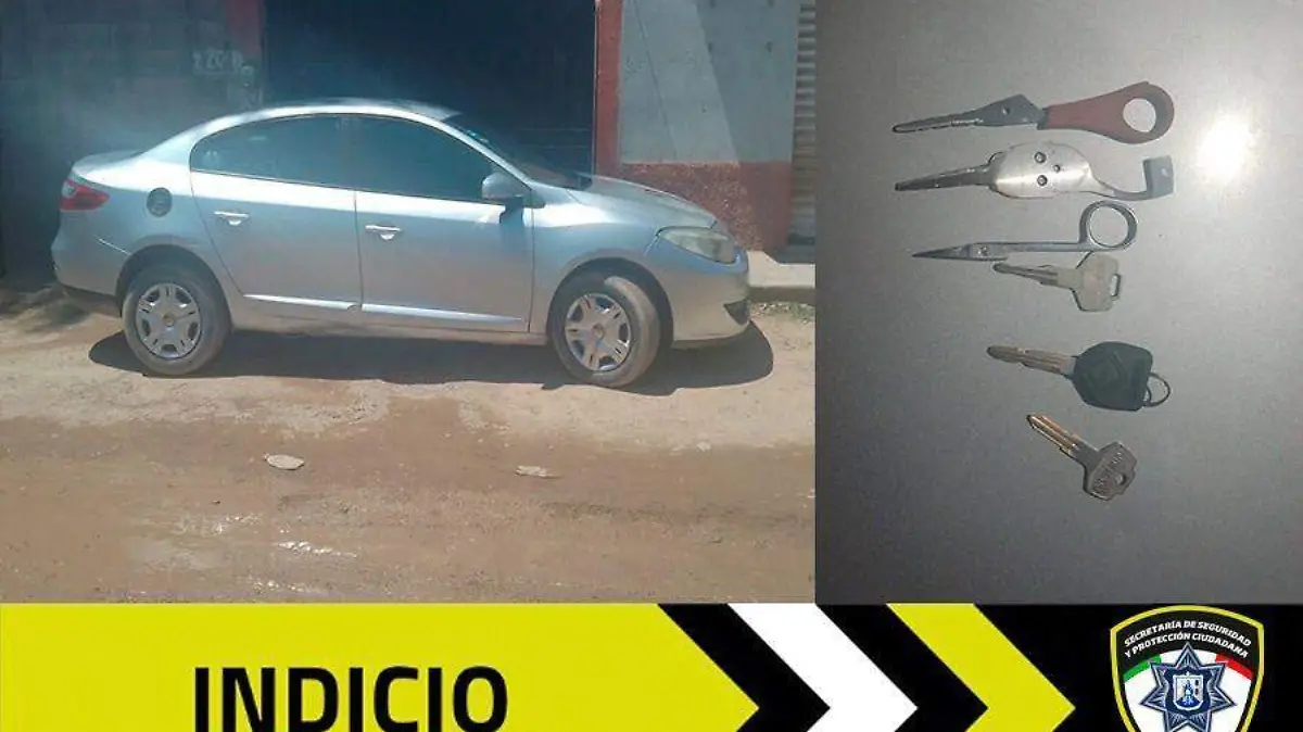 Auto y llaves aseguradas