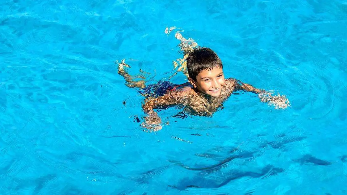 natacion nadando alberca