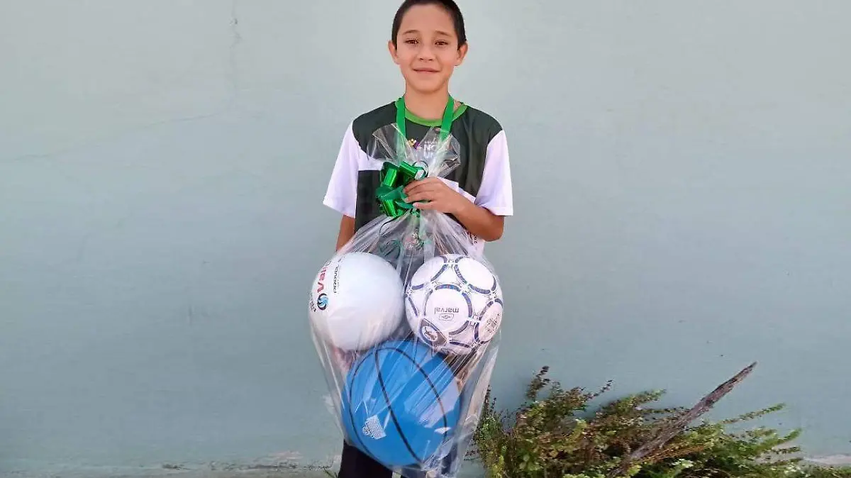 aaee572a-8ccd-470a-8bdf-4929456c09c3