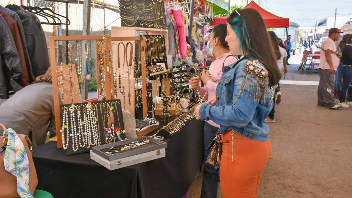 Mercadito con causa en SGS (6)