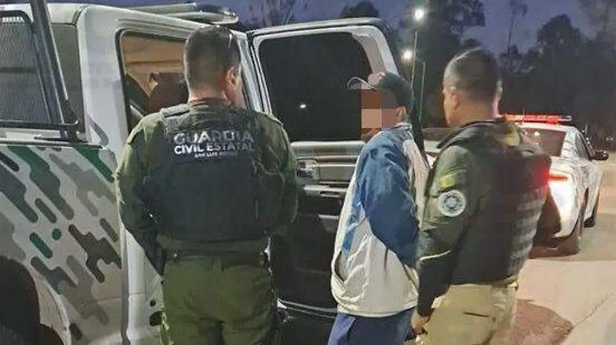 b7a23306-d39b-4ac2-bd66-16153039dcf1