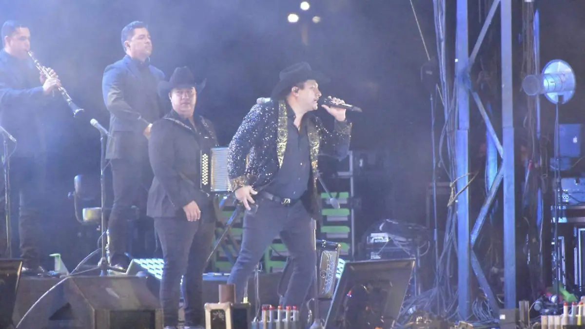 Presentación Julión Álvarez