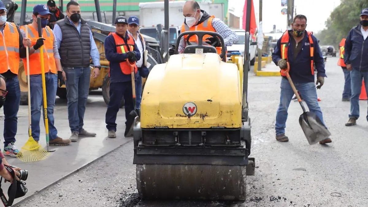 Tareas de bacheo en la capital