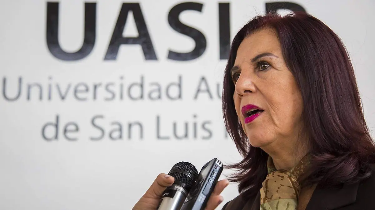 María de la Luz Lima Malvido  (1)