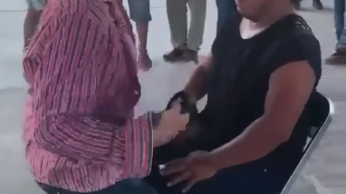 Baile erótico del candidato a la gubernatura Tecmol