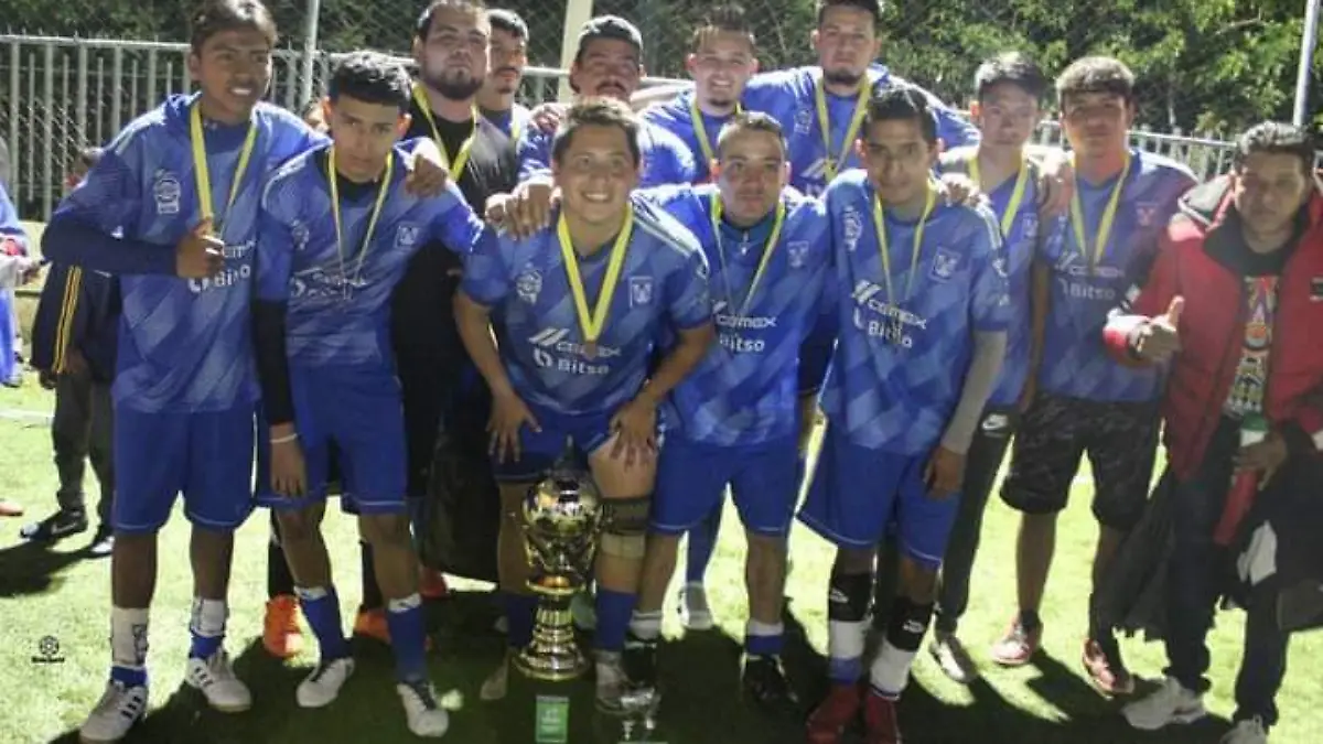 Conquistan los Tigres MC (1)