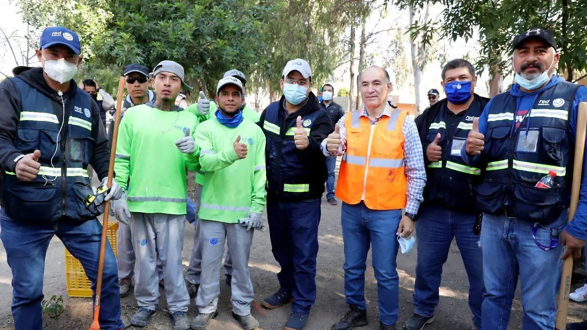 Intensa jornada de rescate de espacios públicos en la B