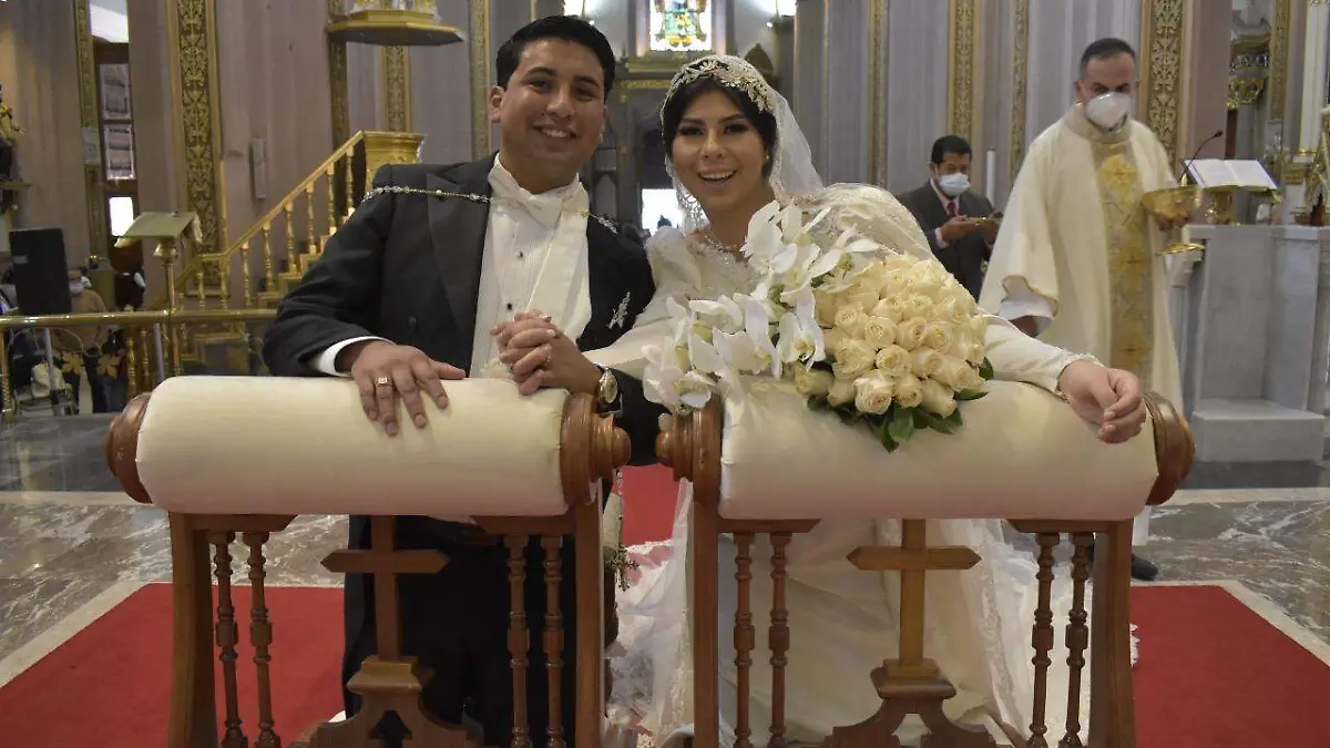 Esmeralda Hermosillo y Luis Cabrera (8)