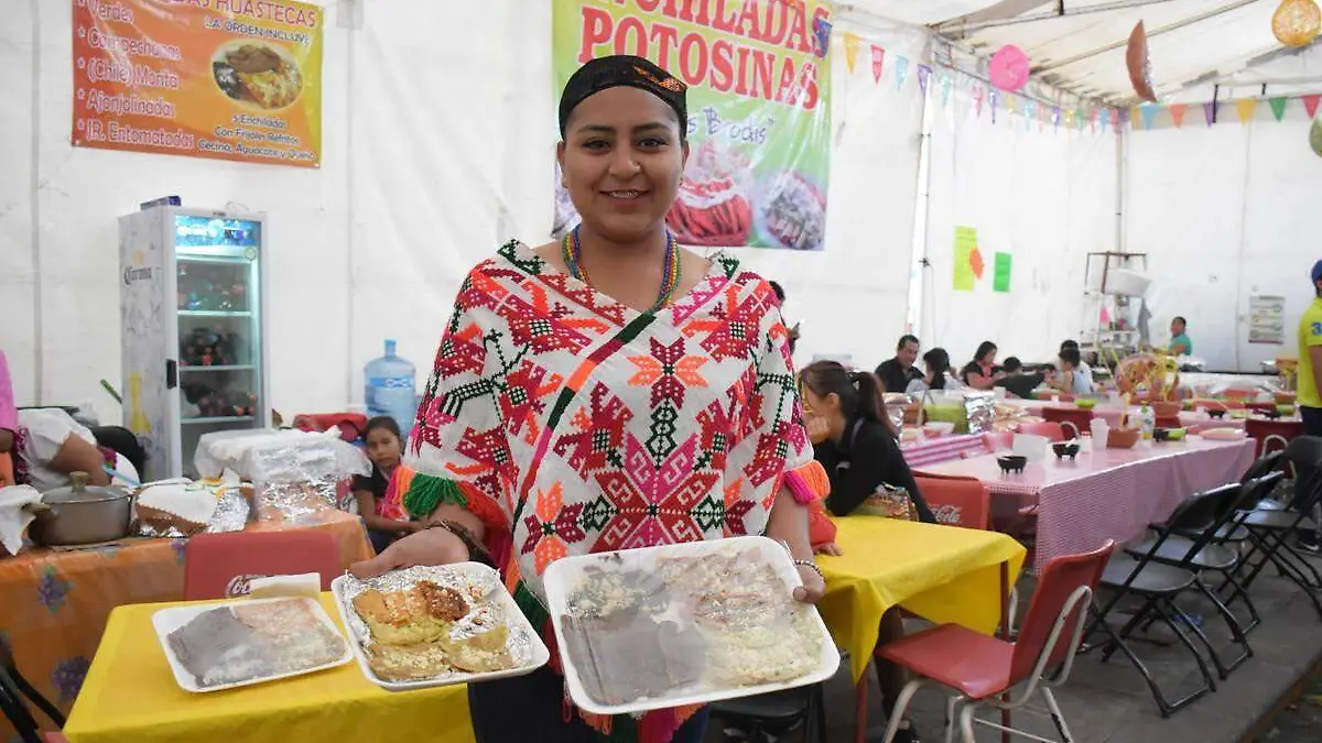 Feria de la Enchilada impulsa las ventas en los comerciantes de este platillo típico