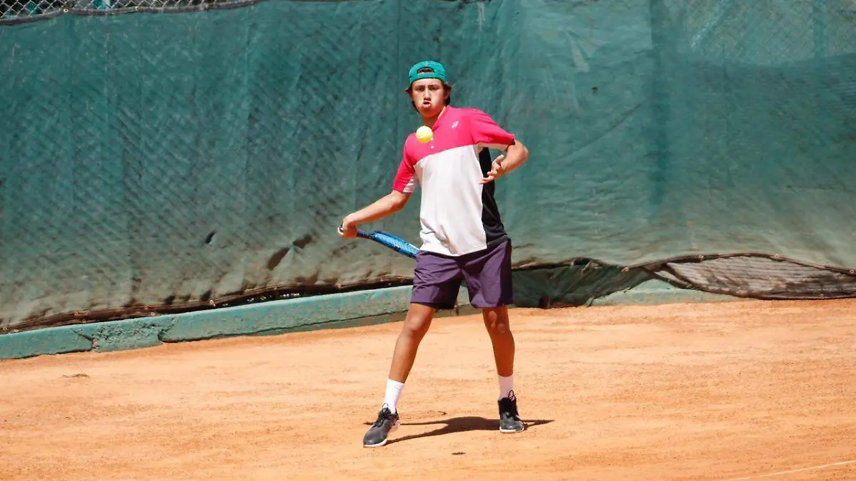 Ovalle también ganó su partido a Vergara Contreras y sigue vivo en el torneo
