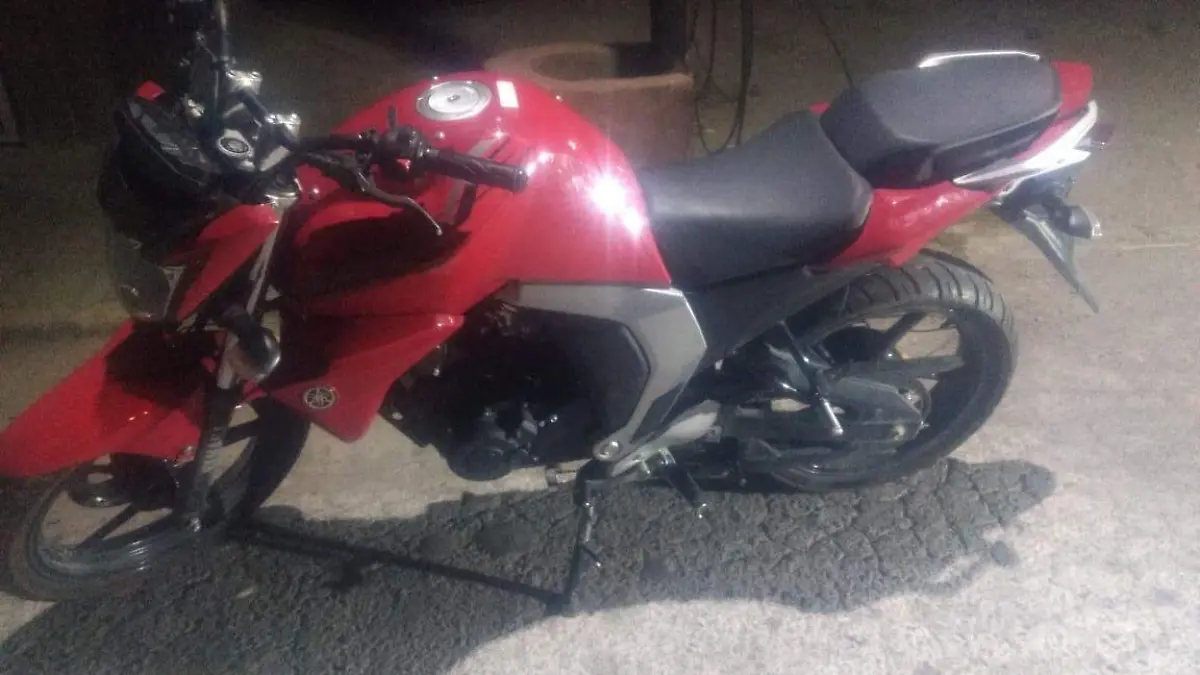 Moto robada en Jacarandas
