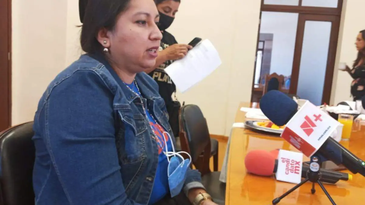  Urenda Queletzú Navarro Sánchez, Defensora de los Derechos