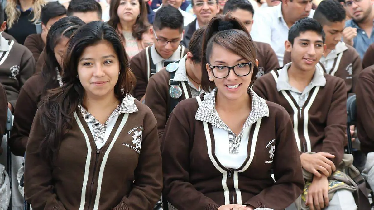 prepas preparatoria alumnos estudiantes 