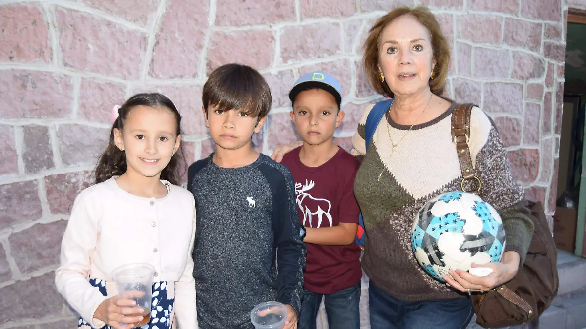 silvana estrada,marcelo estrada,patricio leos y patricia nieto (2)