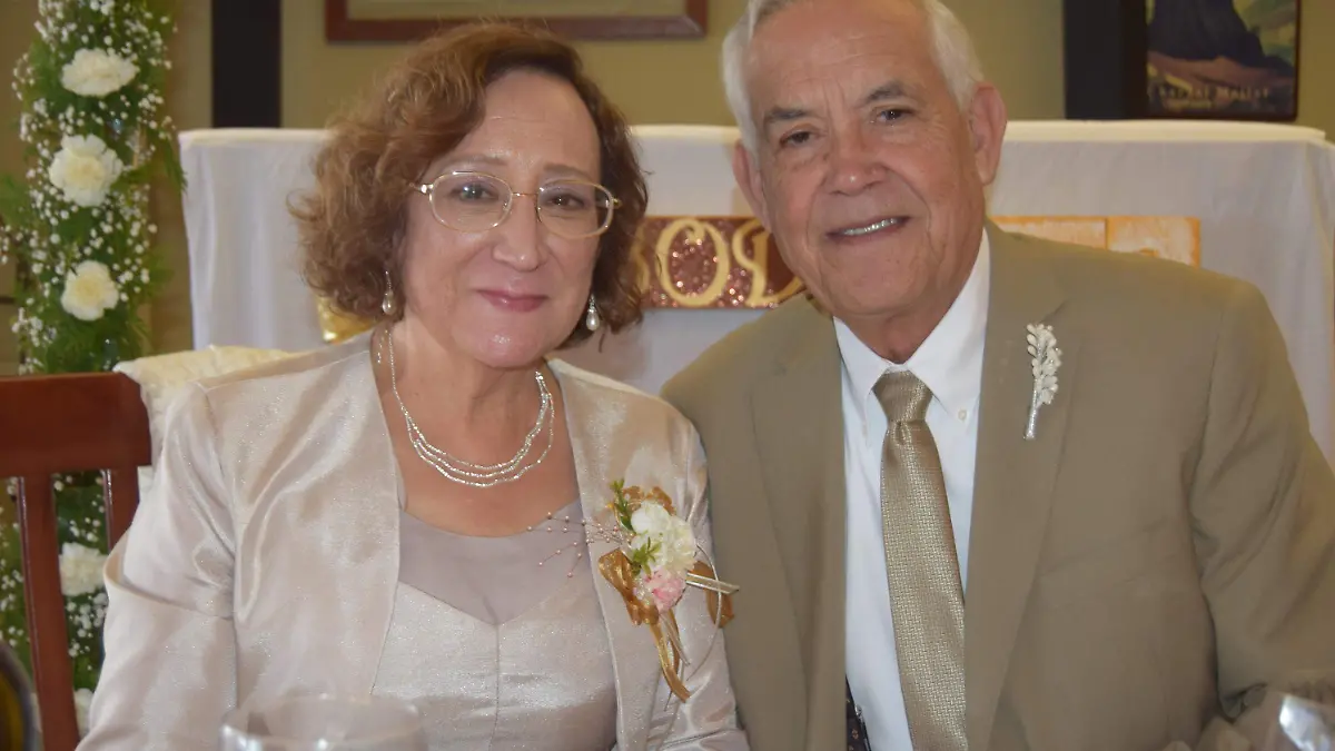 raquel jaramillo monroy y eduardo jaramillo santibañez (2)