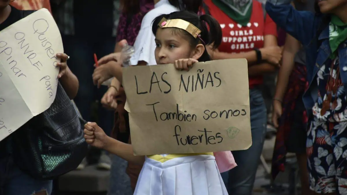 NoMeCuidanMeViolan Brillanteada feminista  5