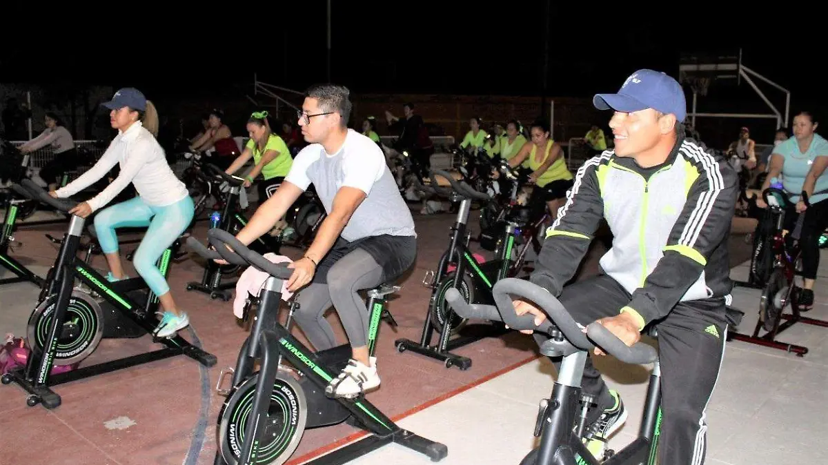 Grandes beneficios trae el activarse en bicicleta estática o el llamado spinning