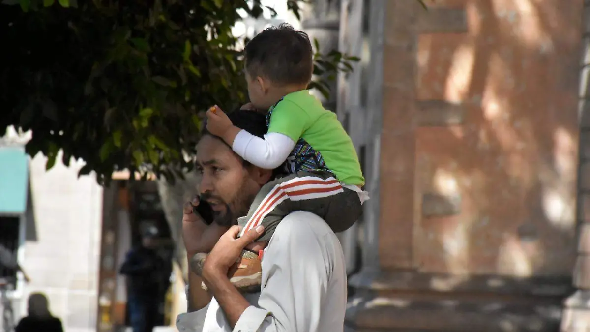 niños niñas menores de edad infante infantes infancia bebe bebé bebes pequeños