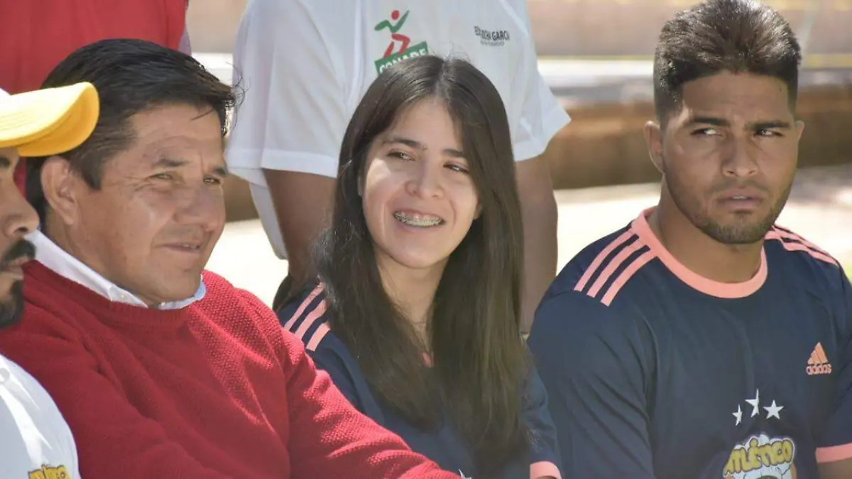 Presentación del equipo chofos pizza qué jugar a la copa fotos de semana santa