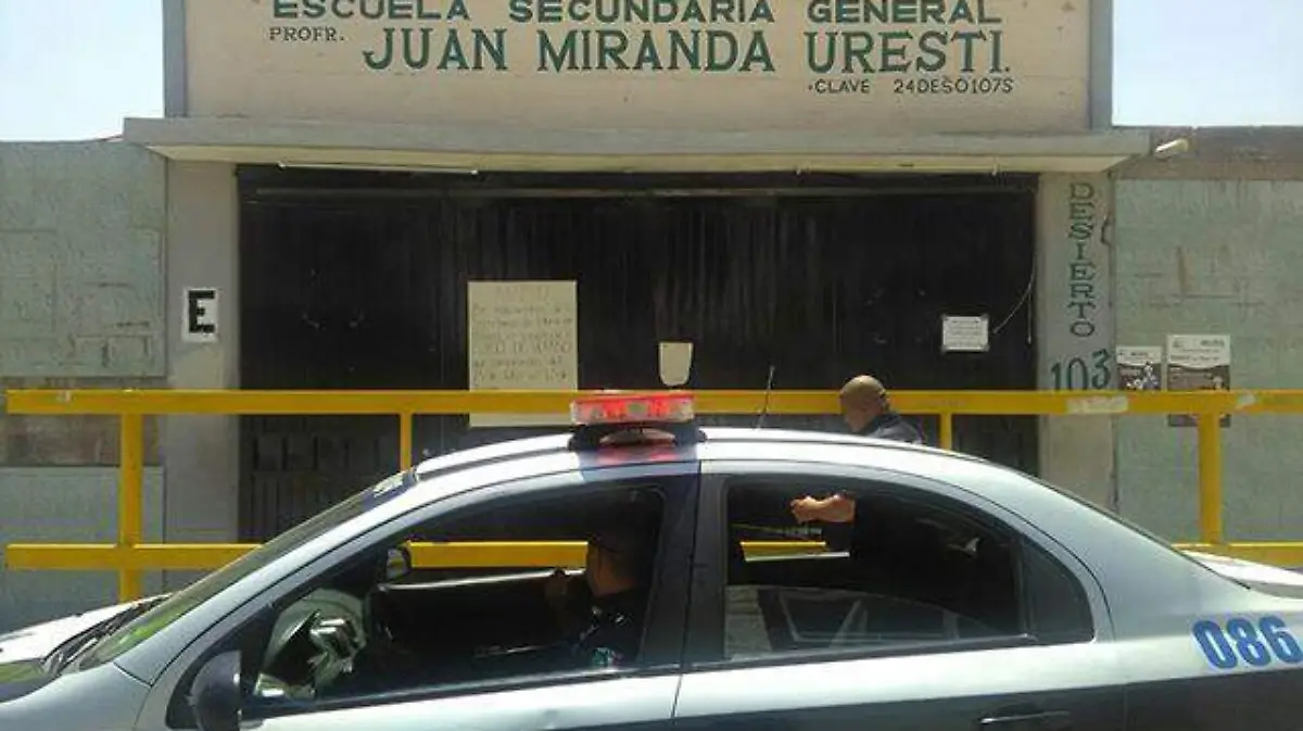 Vigilancia en escuelas salvaguardan primarias secundarias seguirdad escolar policia escuela